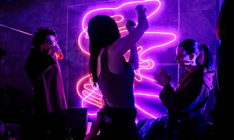 Bali nightlife guide – Clubs, Bars, Girls Bali nightlife guide - Clubs, Bars, Girls