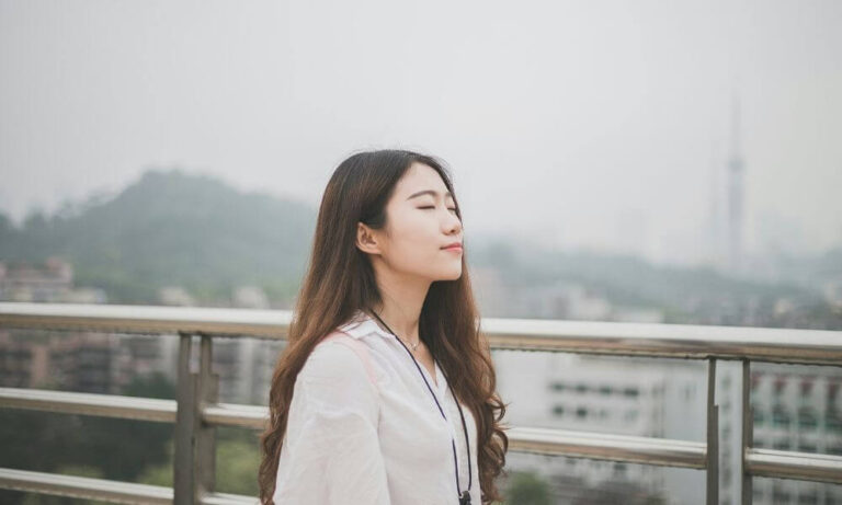 How to meet Indonesian girls in Surabaya
