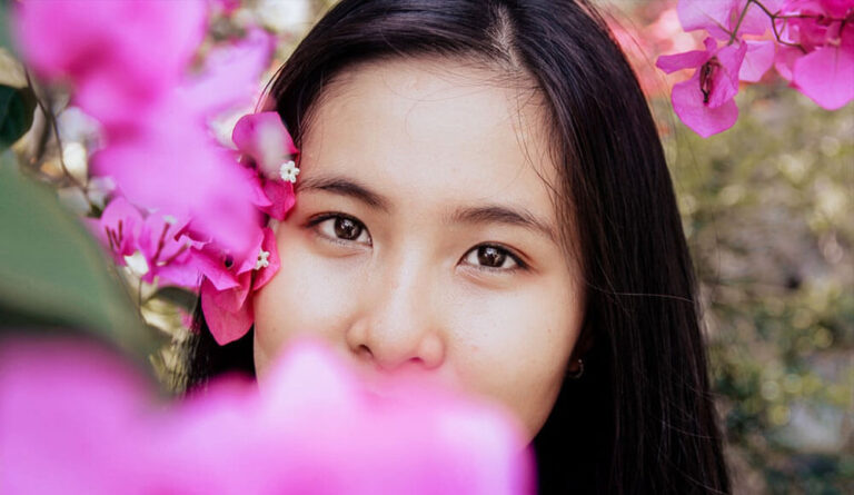 Indonesian woman character and mindset Indonesian woman character and mindset